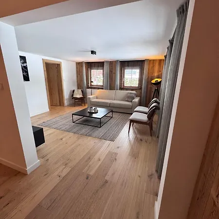 Alpin Haus Apartman Berwang
